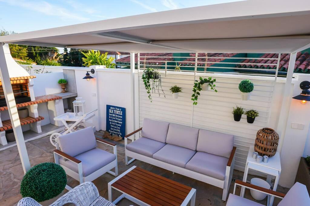 Villa Casacara Marbella Beachside Costabella -Spain Dış mekan fotoğraf