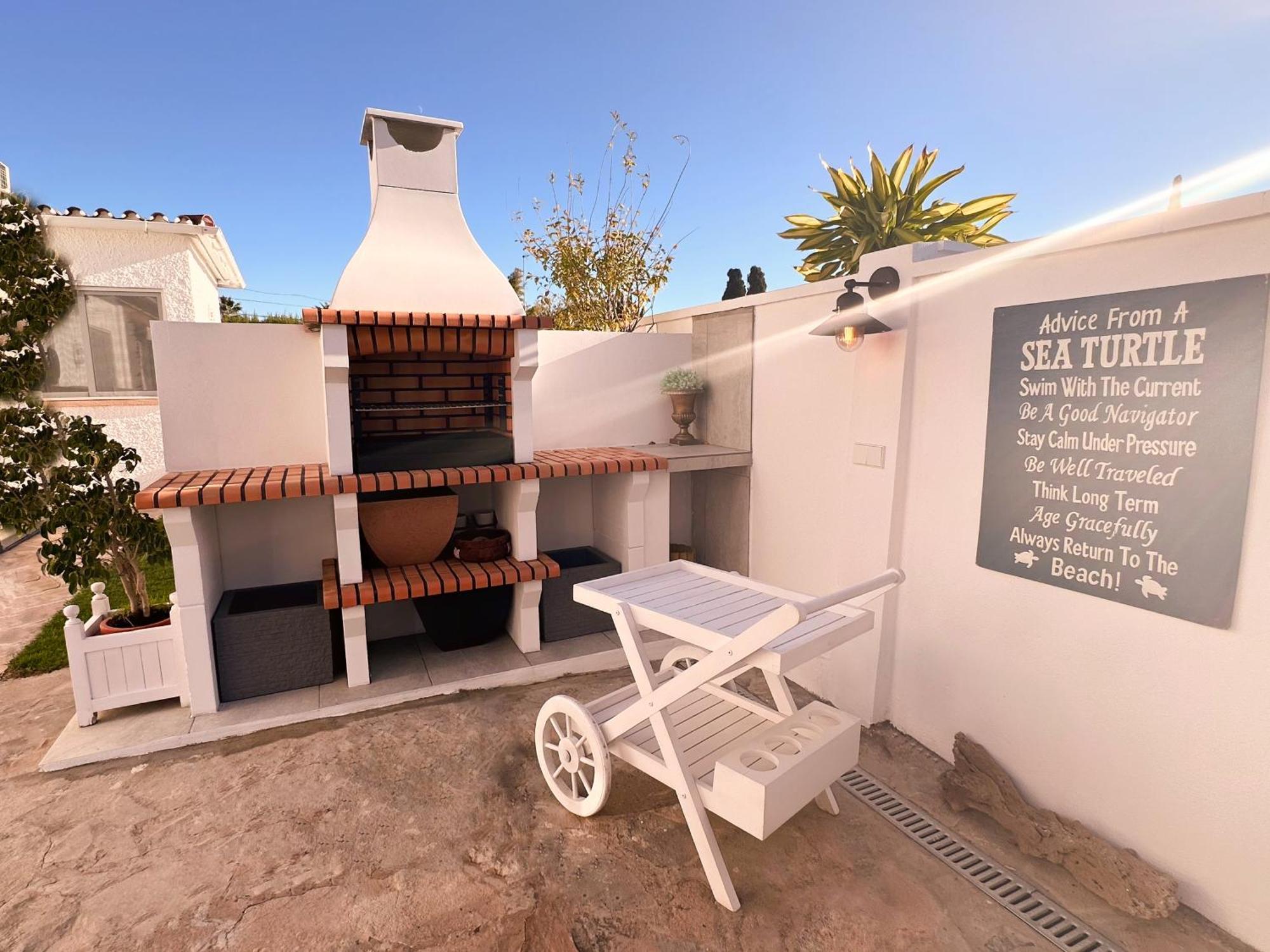 Villa Casacara Marbella Beachside Costabella -Spain Dış mekan fotoğraf