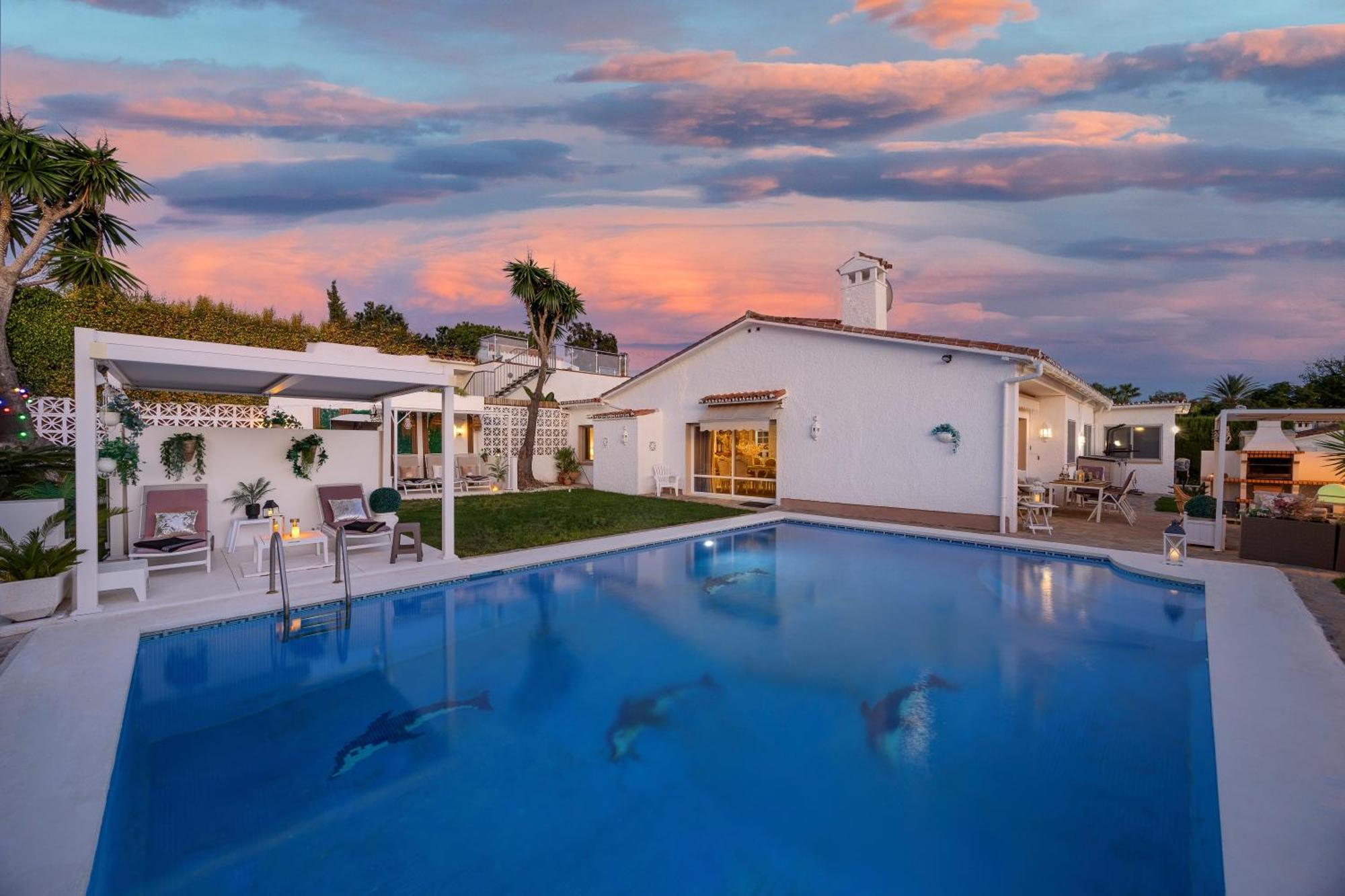 Villa Casacara Marbella Beachside Costabella -Spain Dış mekan fotoğraf