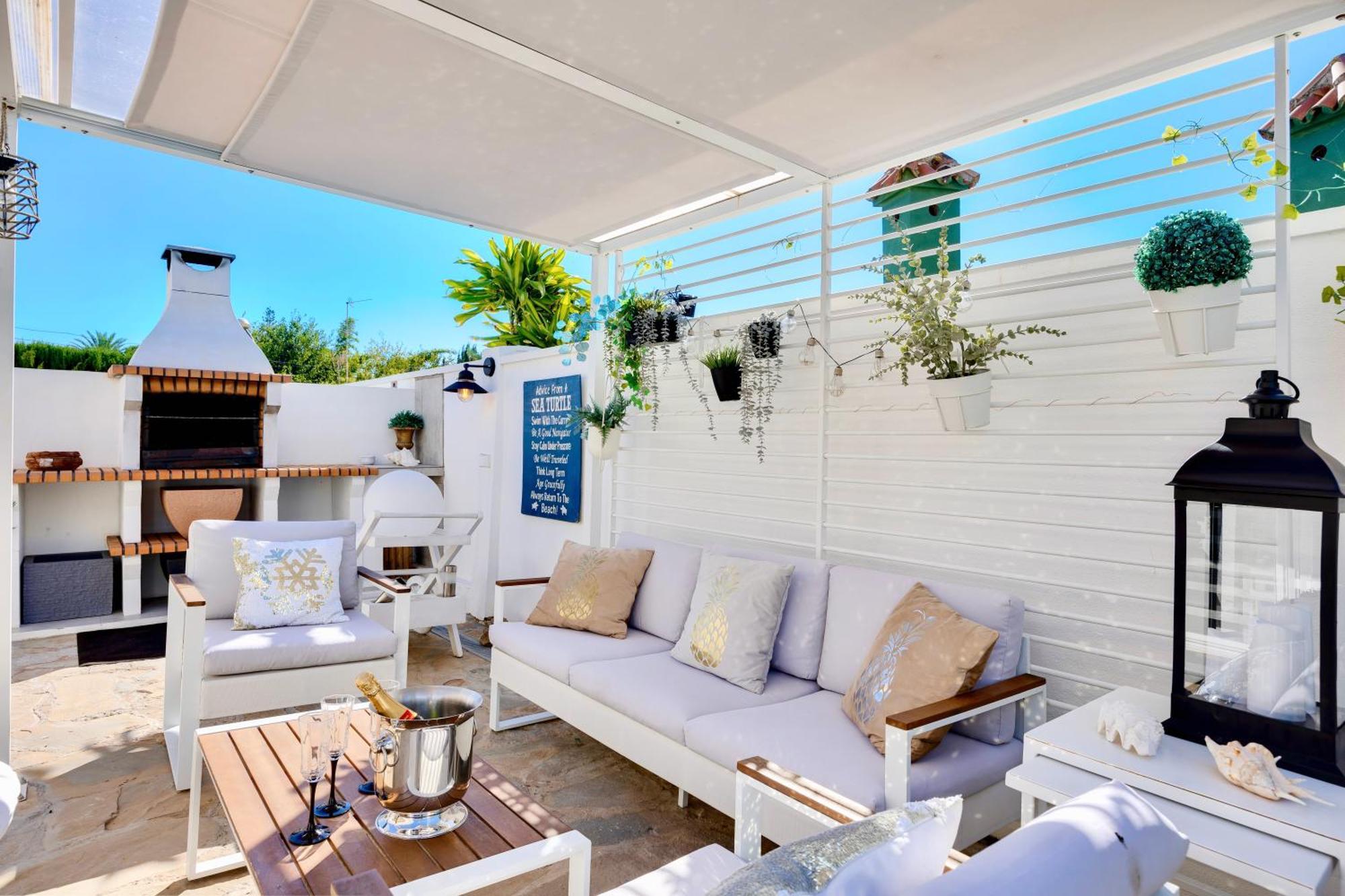Villa Casacara Marbella Beachside Costabella -Spain Dış mekan fotoğraf