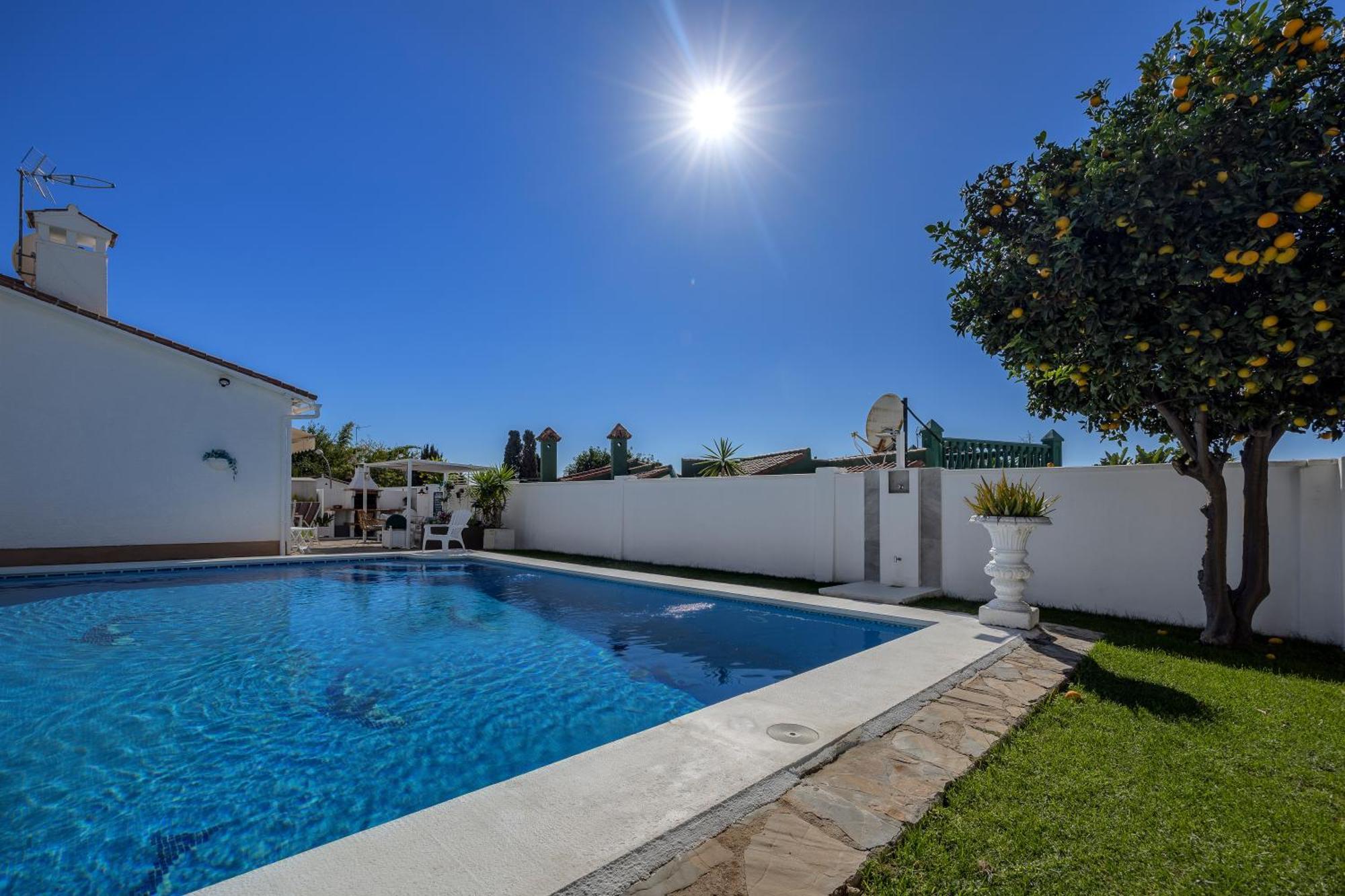 Villa Casacara Marbella Beachside Costabella -Spain Dış mekan fotoğraf