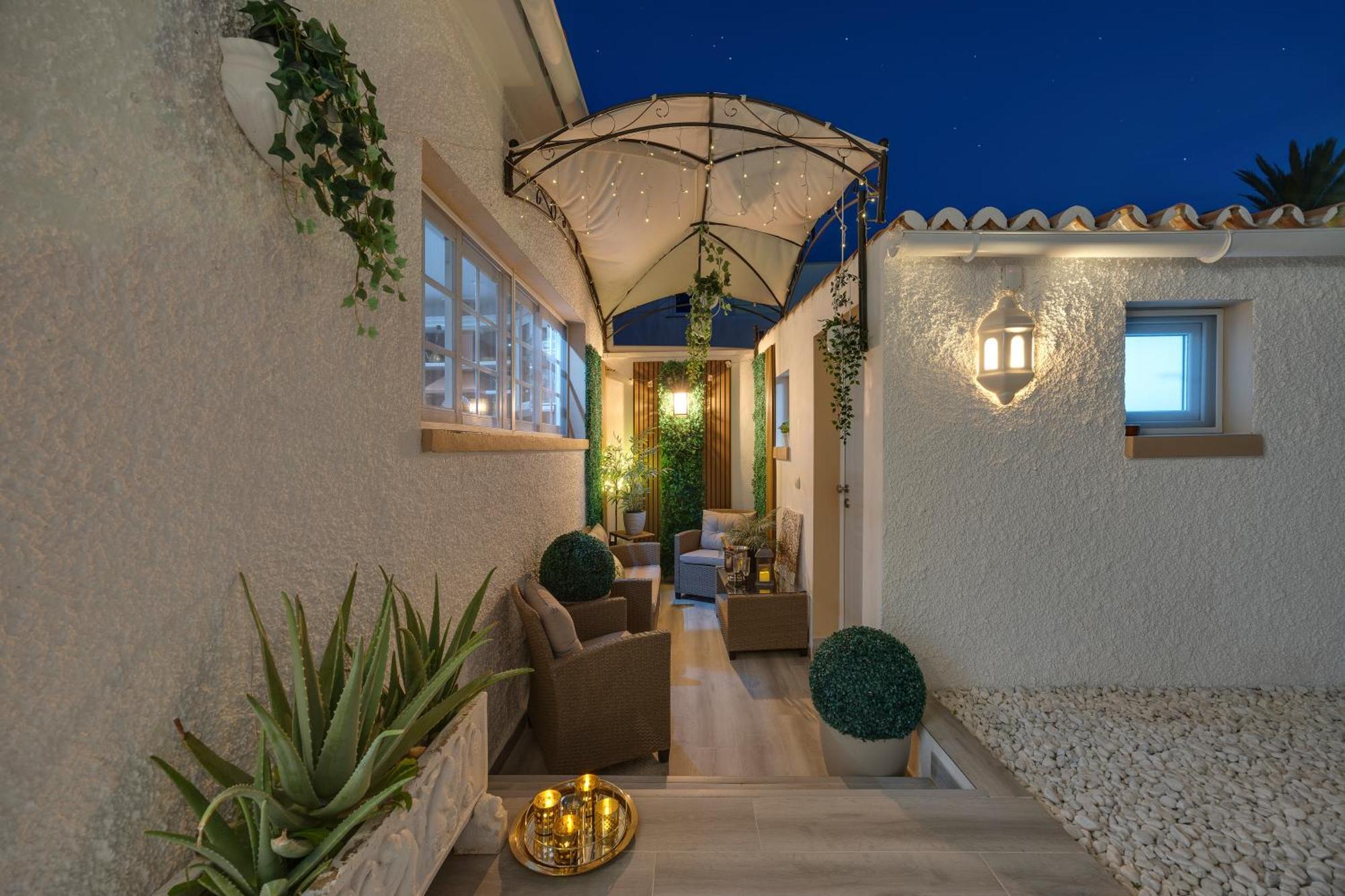 Villa Casacara Marbella Beachside Costabella -Spain Dış mekan fotoğraf