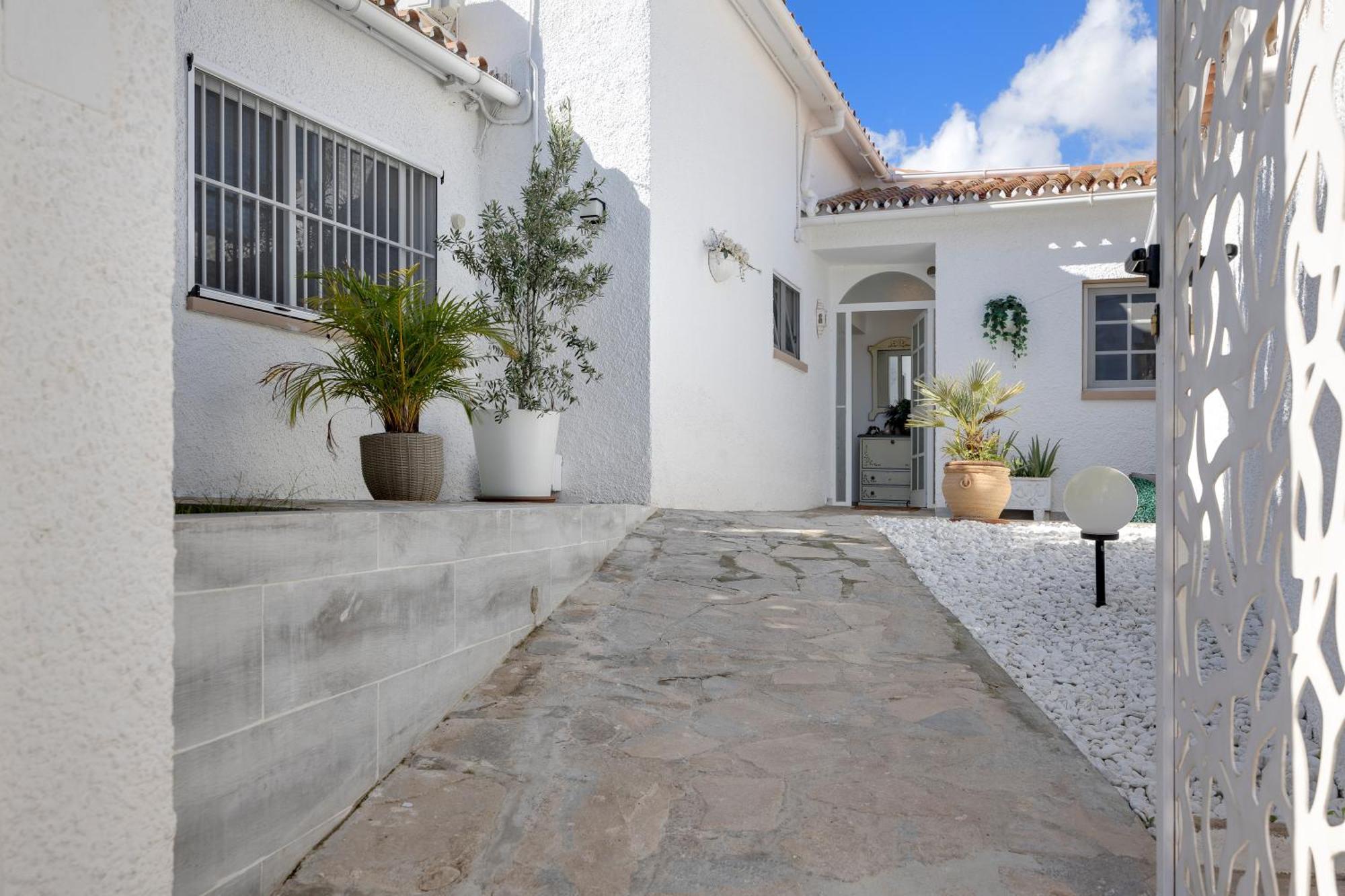 Villa Casacara Marbella Beachside Costabella -Spain Dış mekan fotoğraf