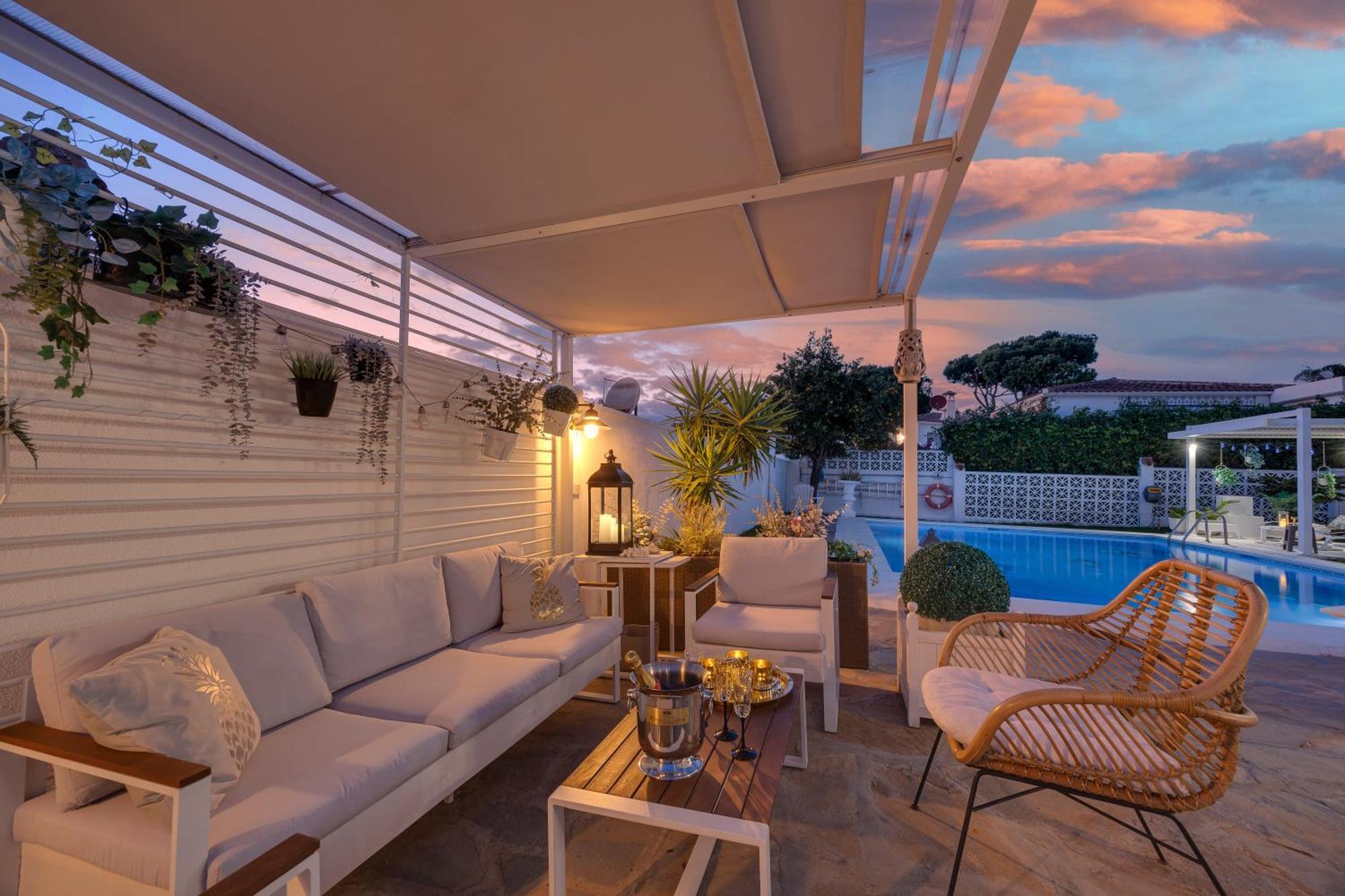 Villa Casacara Marbella Beachside Costabella -Spain Dış mekan fotoğraf