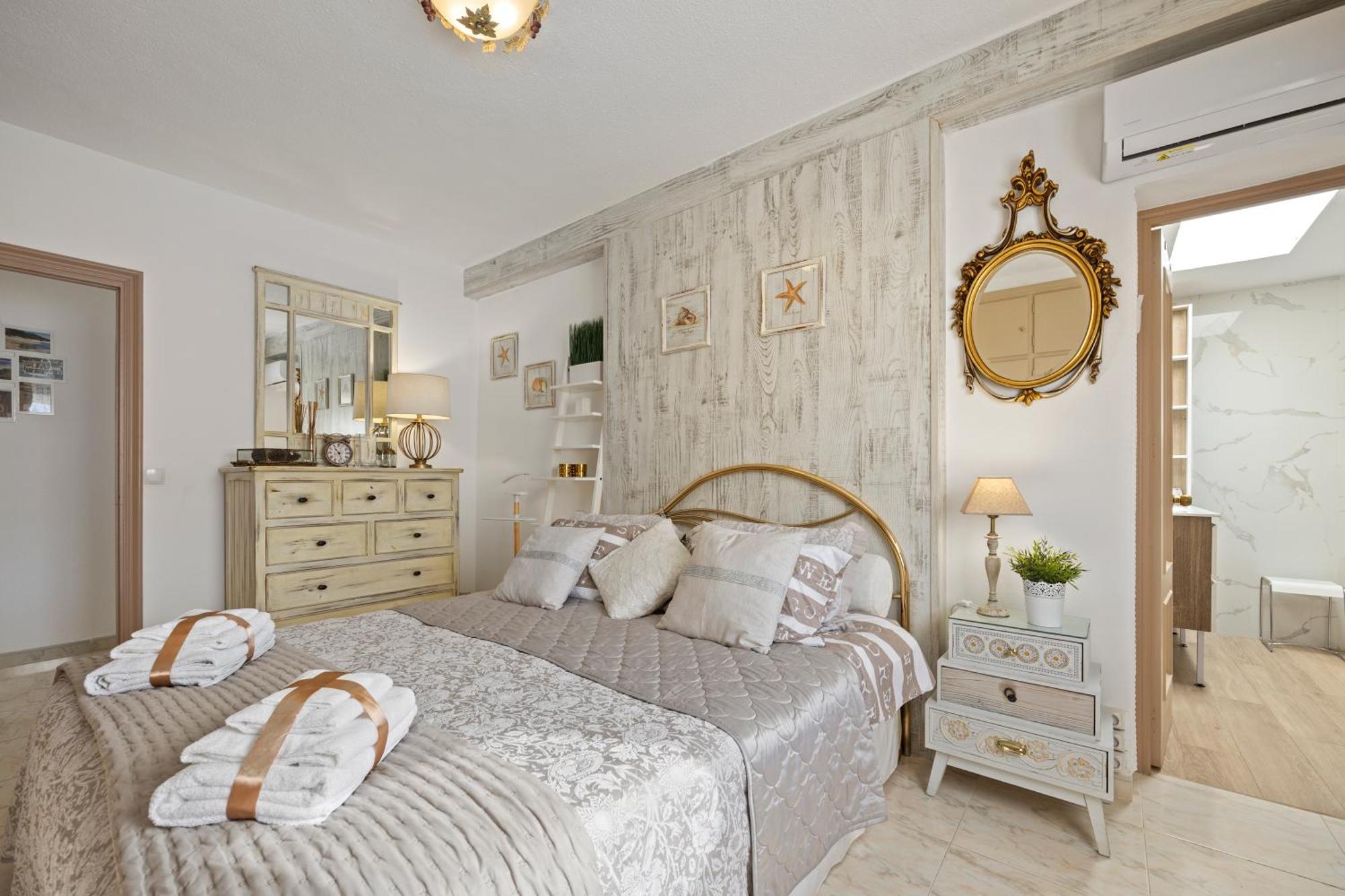 Villa Casacara Marbella Beachside Costabella -Spain Dış mekan fotoğraf