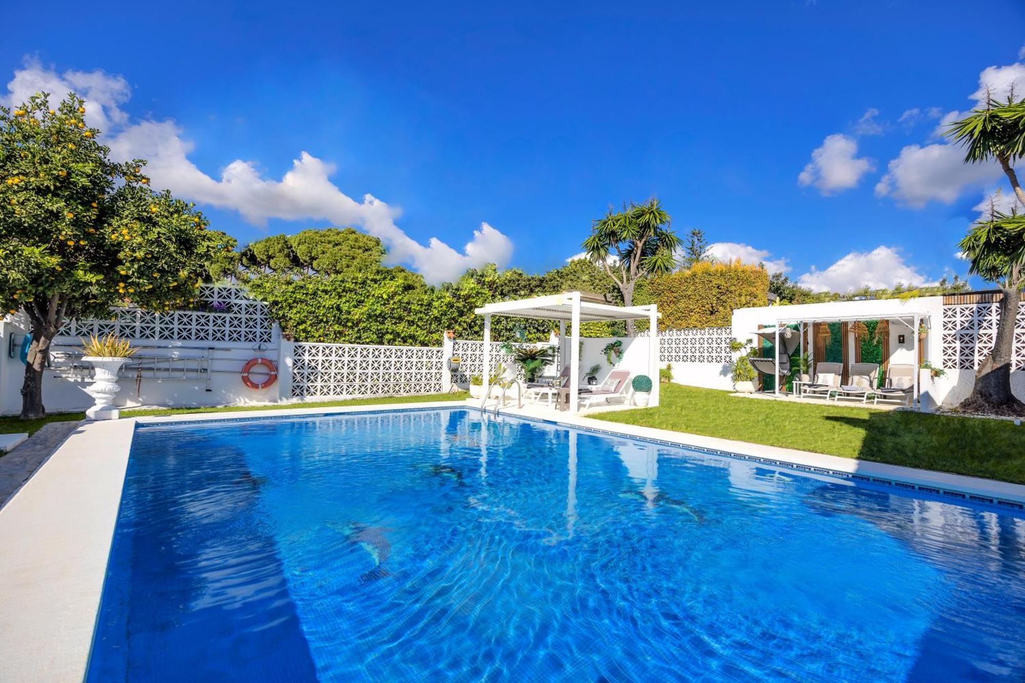 Villa Casacara Marbella Beachside Costabella -Spain Dış mekan fotoğraf